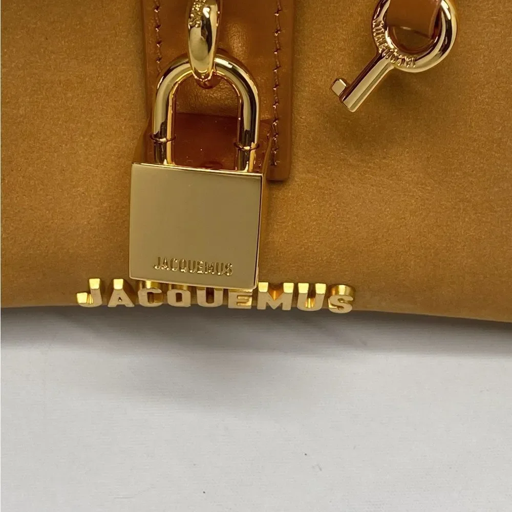 Jacquemus Le Bisou Cadenas Suede Shoulder Bag - Picture 10 of 15